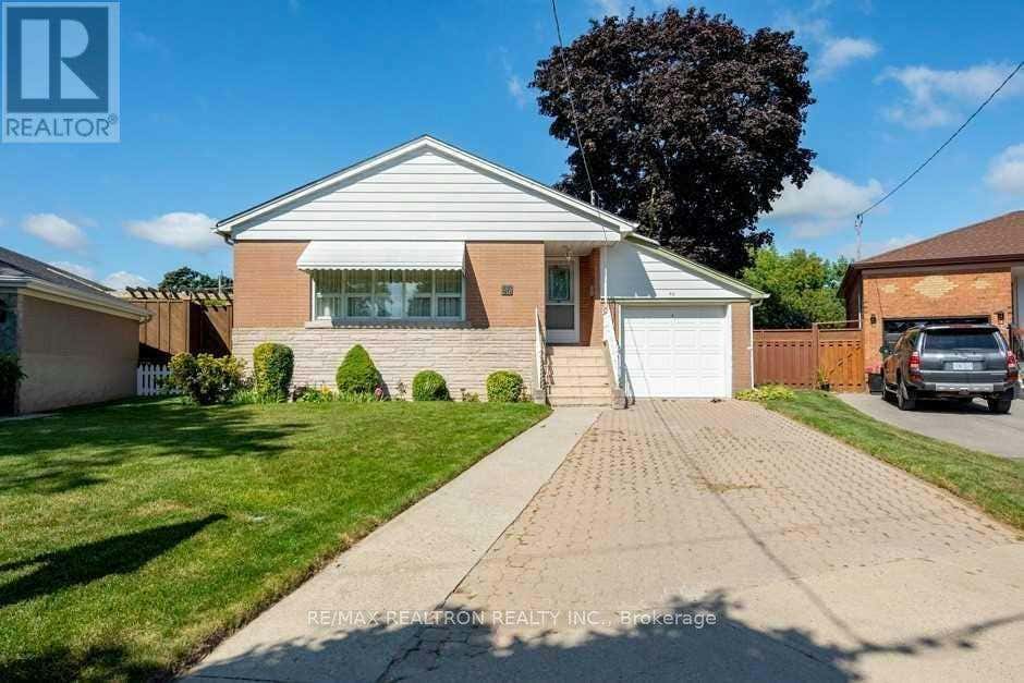 MAIN 46 KIDBROOKE CRESCENT, Toronto (Cliffcrest), ON M1M3E3 Home For