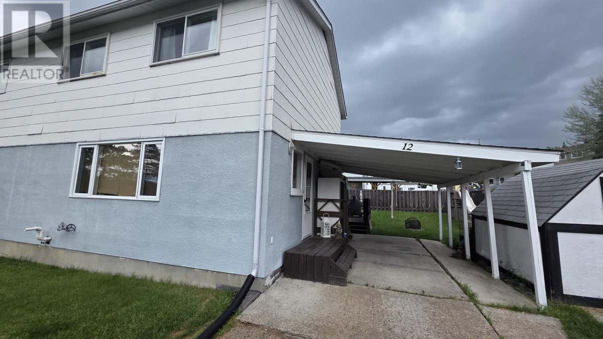 12 DREWRY DR