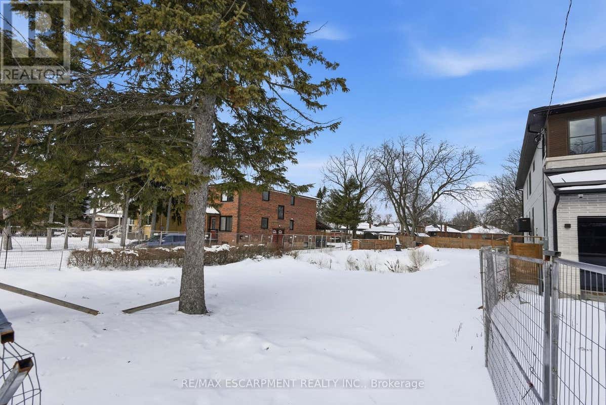 19A BROADVIEW AVENUE