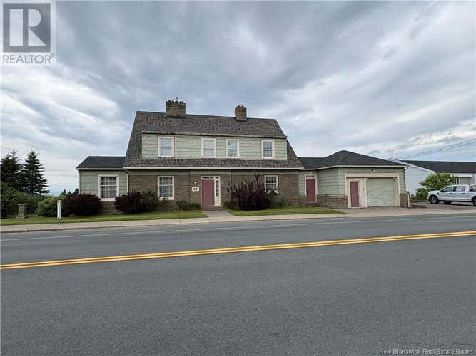 37 St Pierre Boulevard