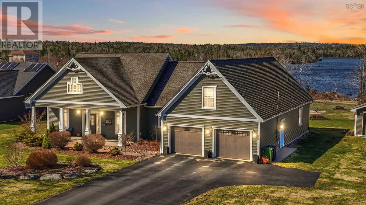 316 GAMMON LAKE DRIVE