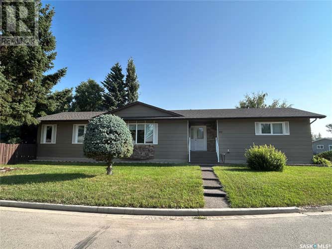 1294 Veterans CRESCENT