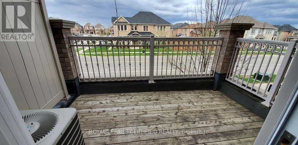 2554 GRAND OAK TRAIL
