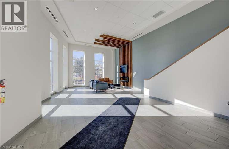 162 SNYDERS Road E Unit# 201