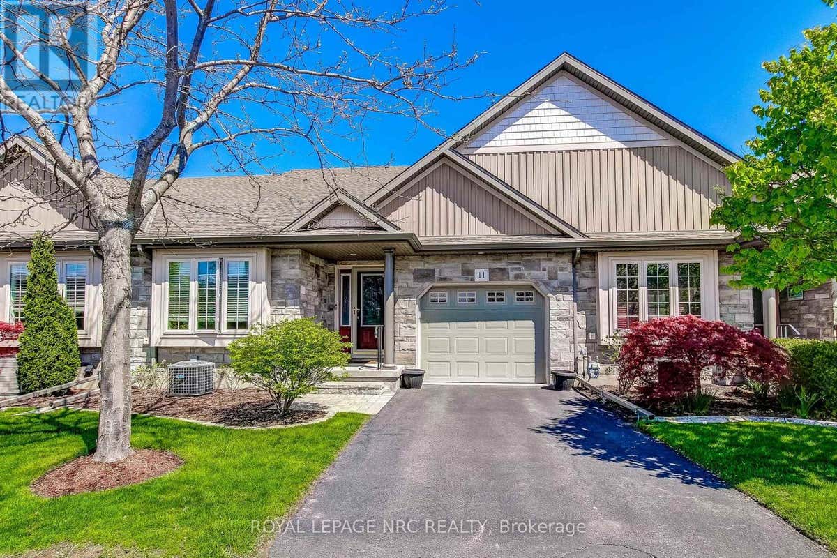 11 ROSE GLEN CRESCENT