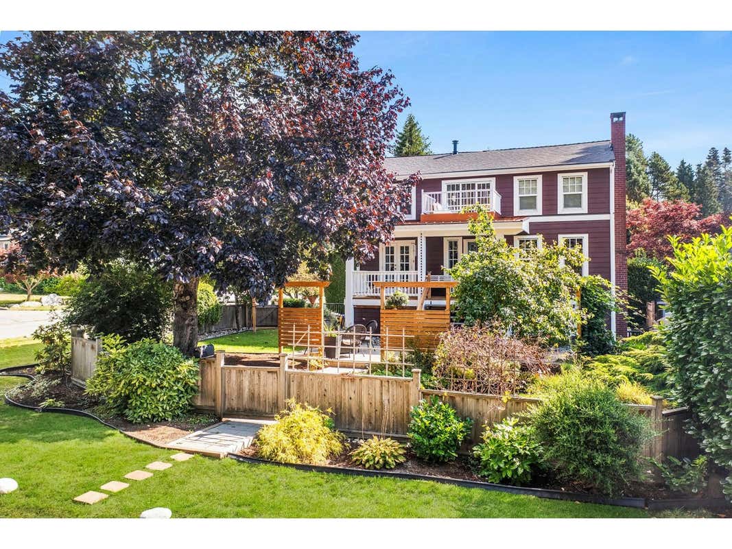 1454 129A STREET, White Rock, BC V4A3Y7 House For Sale RE/MAX R2923214