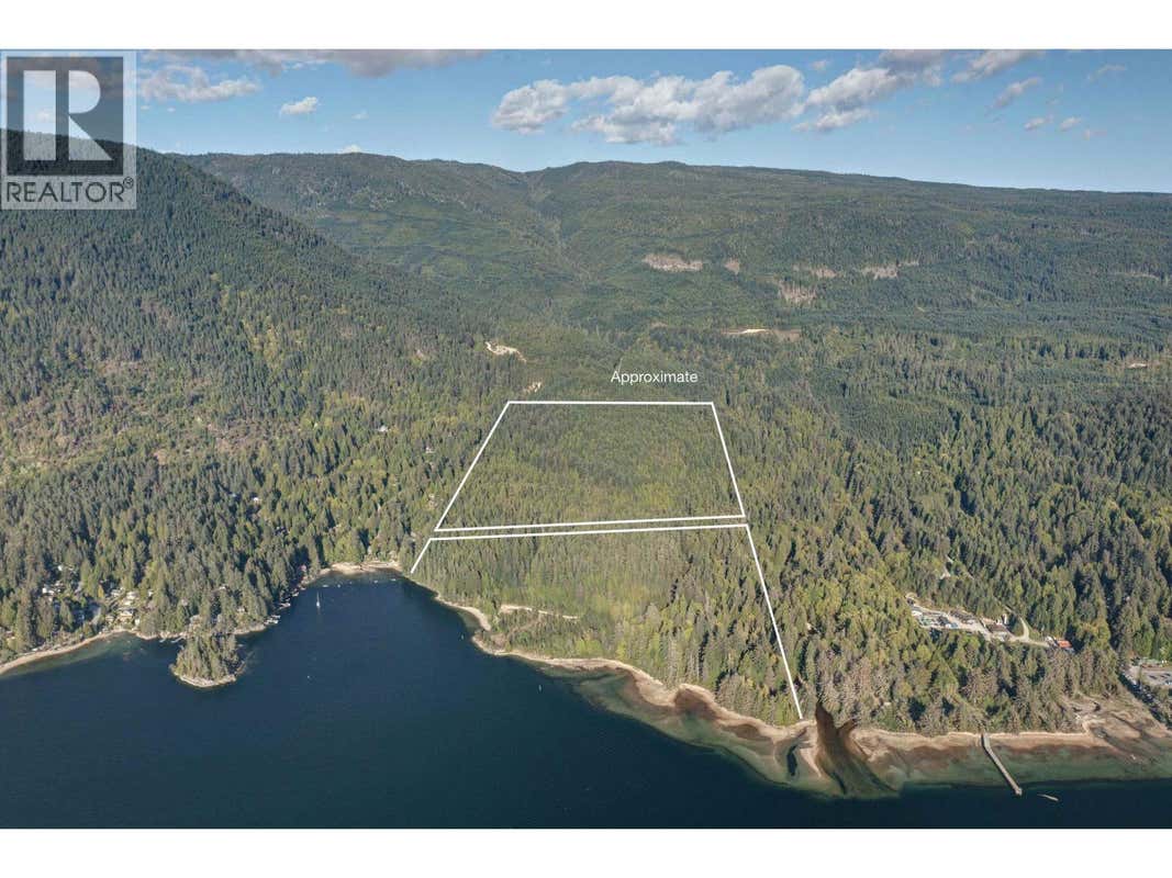 7425 SECHELT INLET ROAD