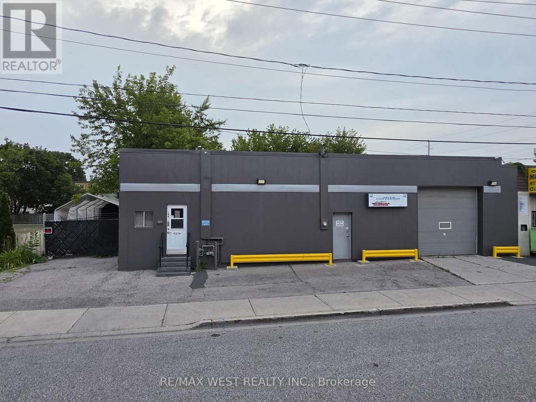 105 ASH STREET