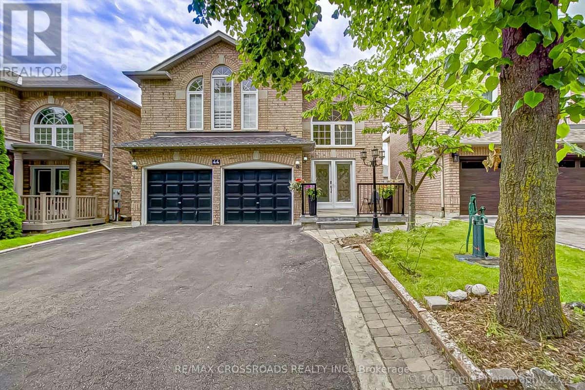 44 MENDOCINO DRIVE, Vaughan (Sonoma Heights), ON L4H1T6 Home For Rent