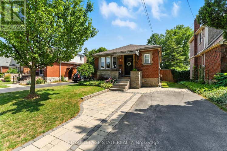 93 HIGHCLIFFE AVENUE