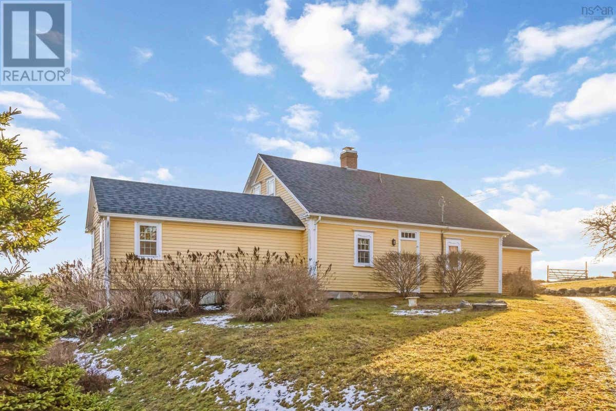 261 UPPER KINGSBURG ROAD