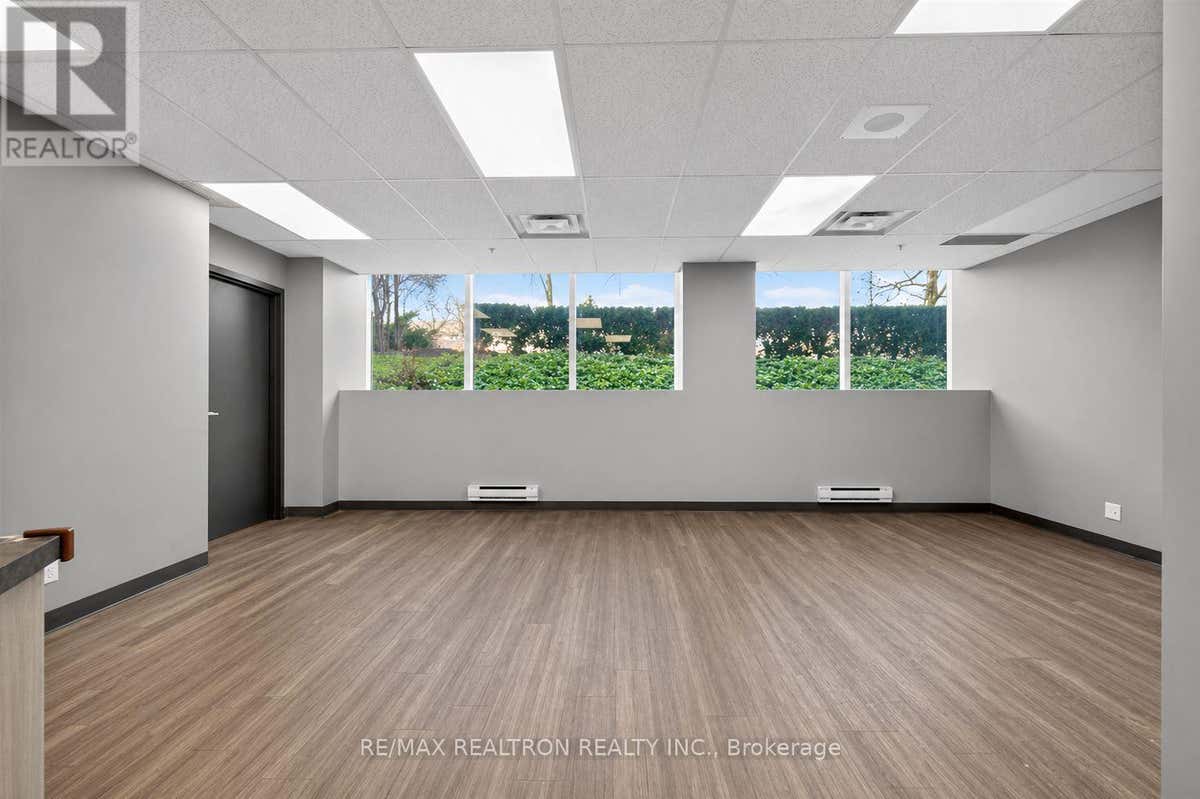 G07 - 685 SHEPPARD AVENUE E