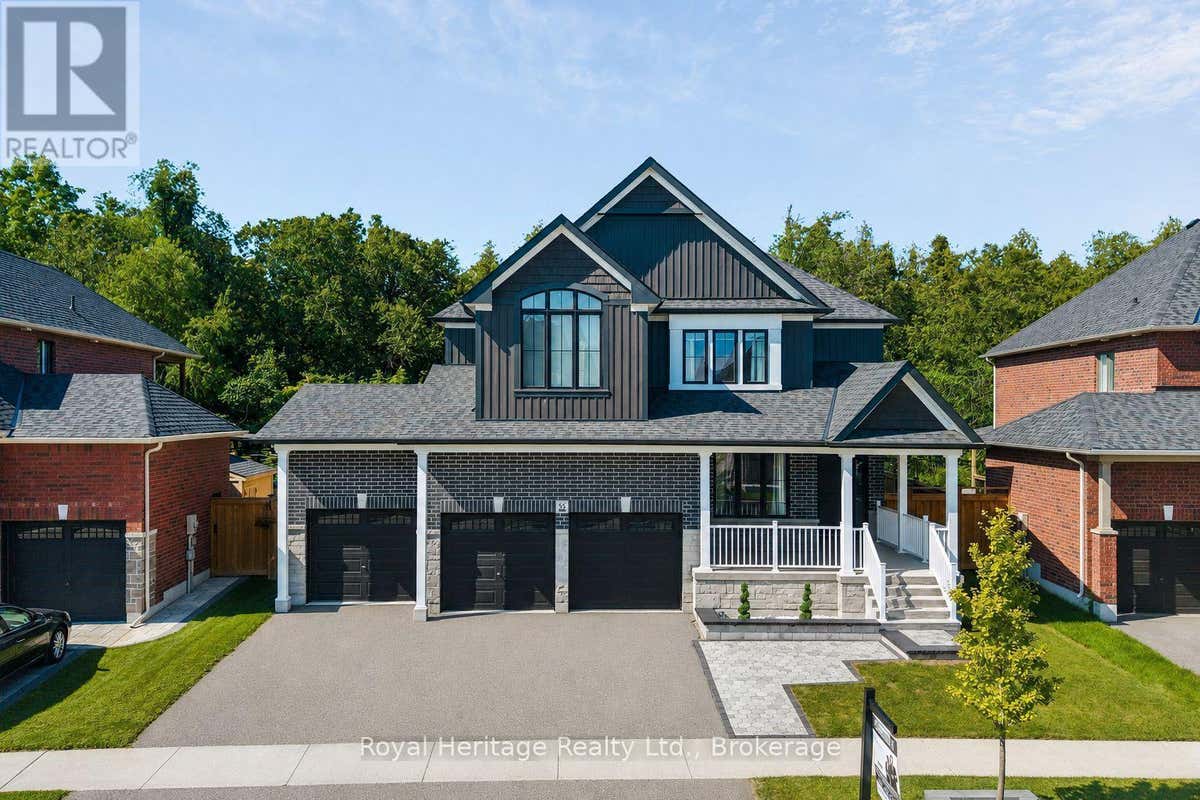 55 HARRY LEE CRESCENT