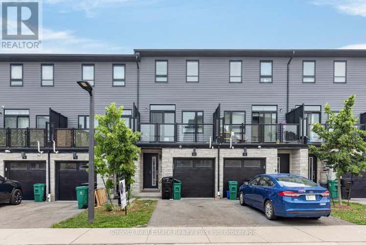 10 - 51 SPARROW AVENUE