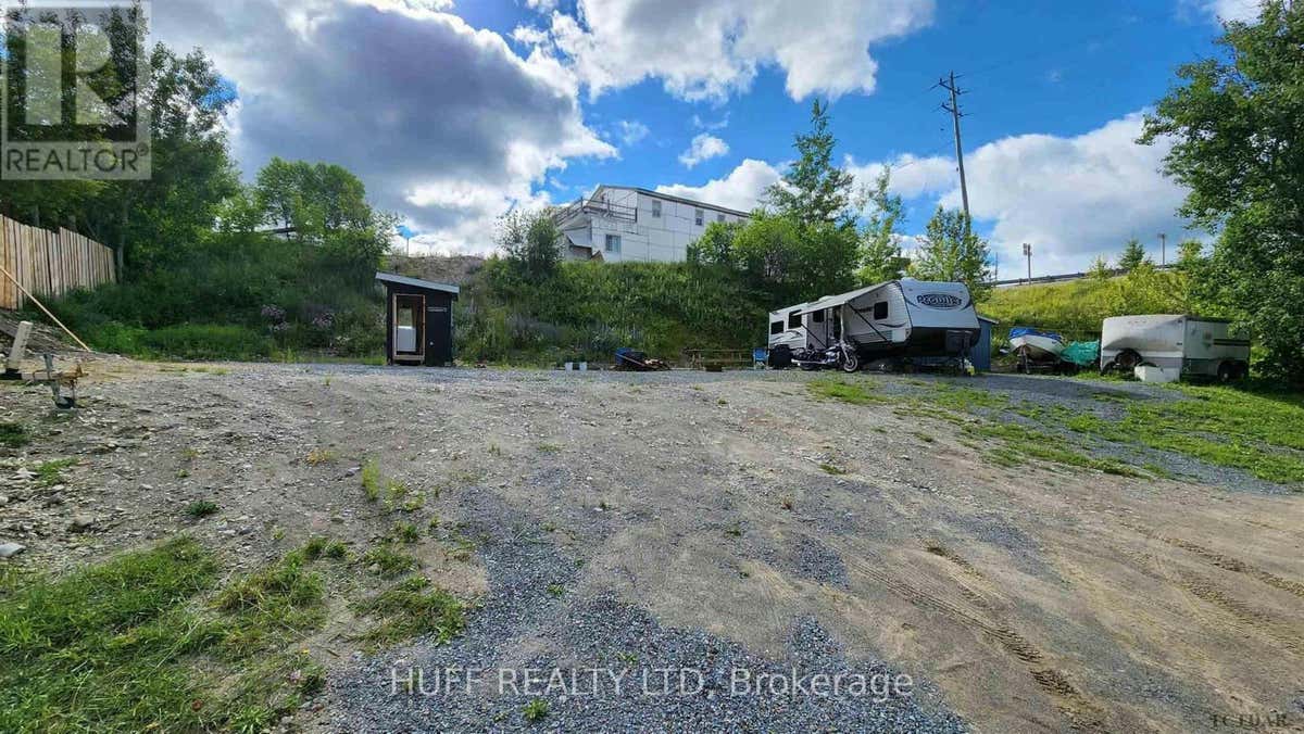 381 RIVERSIDE STREET, Matachewan, ON P0K1M0 À vendre RE/MAX T9274849