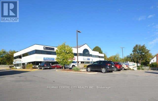 210 - 339 WELLINGTON ROAD