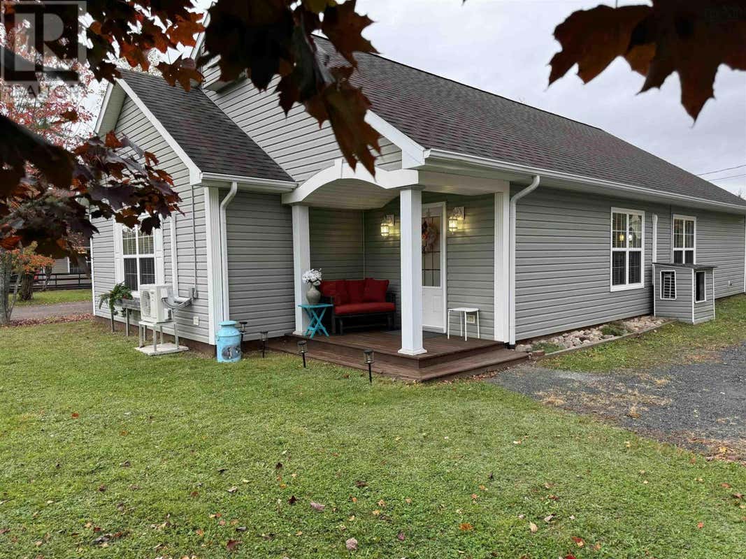 1169 College Road, Valley, NS B6L3G7 House For Sale RE/MAX 202424241