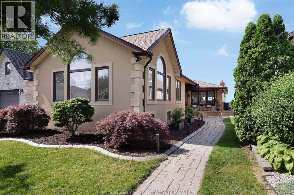 12862 RIVERSIDE