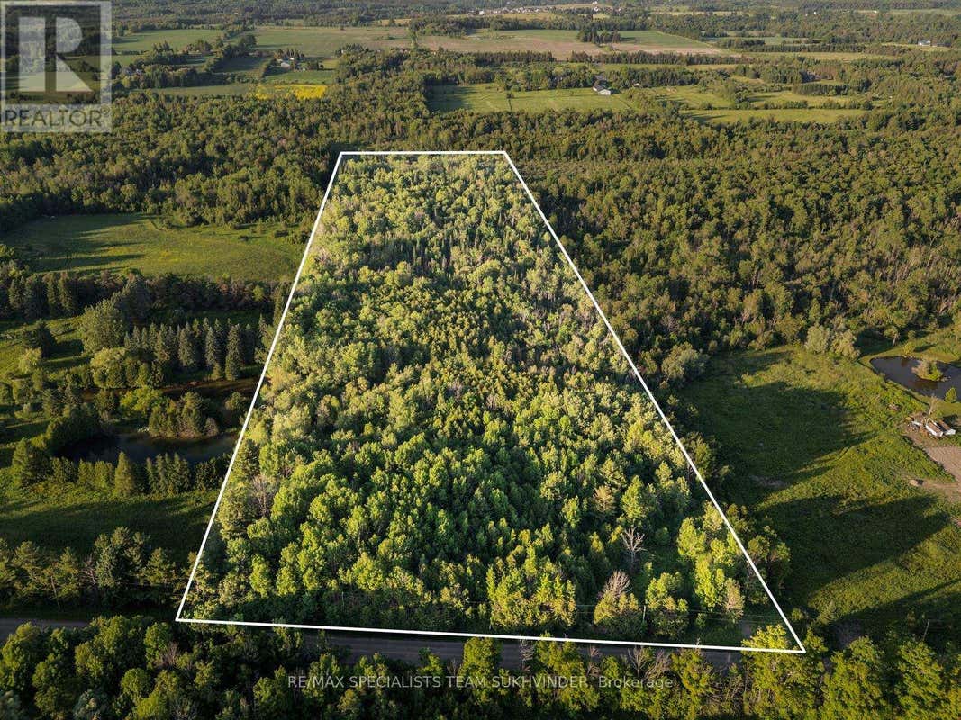 23 WINSTON CHURCHILL