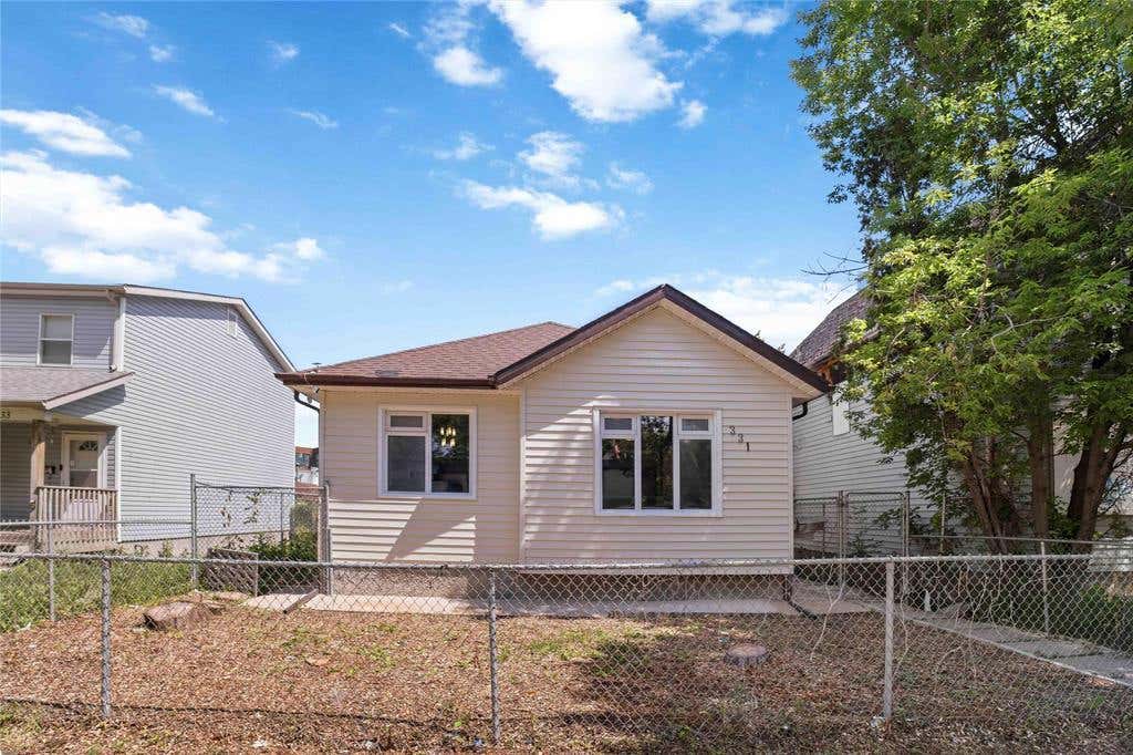 331 FLORA AVENUE