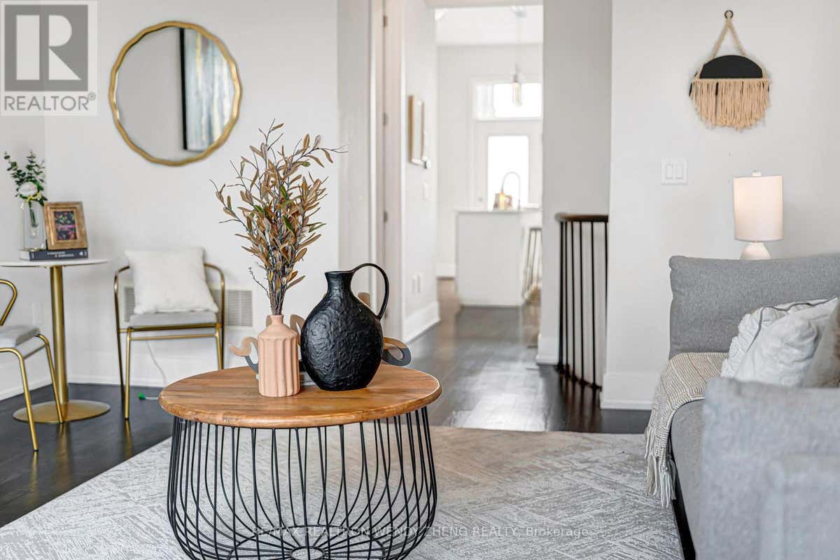 9184 BATHURST STREET
