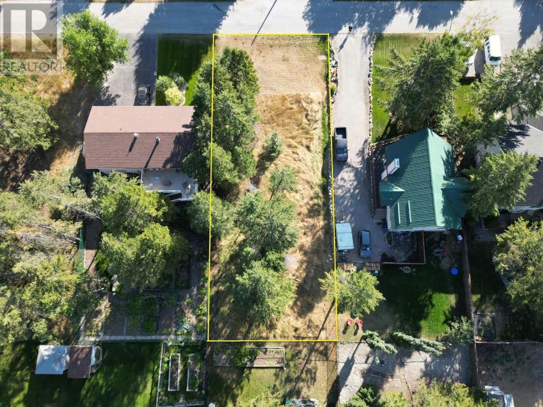 7503 JACKSON AVENUE, Radium Hot Springs, BC V0E1M0 Land For Sale RE