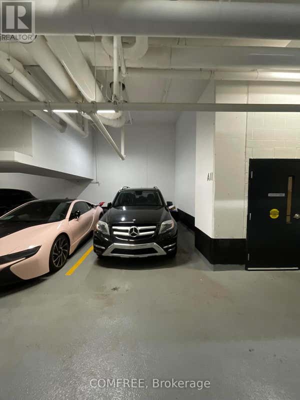 81 WELLESLEY STREET E