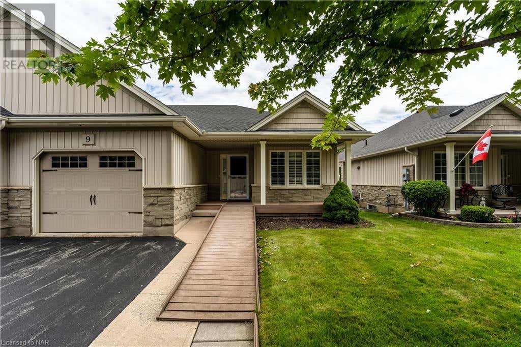 9 JENNY Crescent, Smithville, ON L0R2A0 House For Sale RE/MAX 40644572