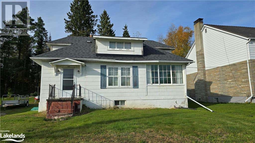 155 HUSTON ST Street, Burk's Falls, ON P0A1C0 House For Sale RE/MAX