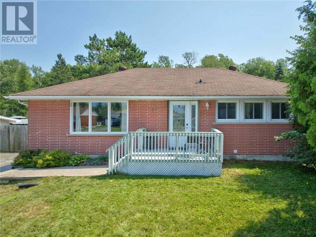 12 BELMONT COURT