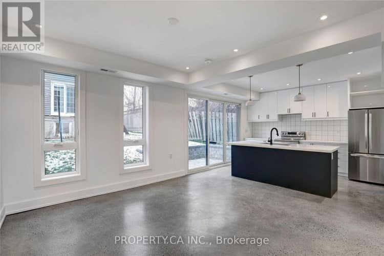 LANEWAY - 53 EVERSFIELD ROAD