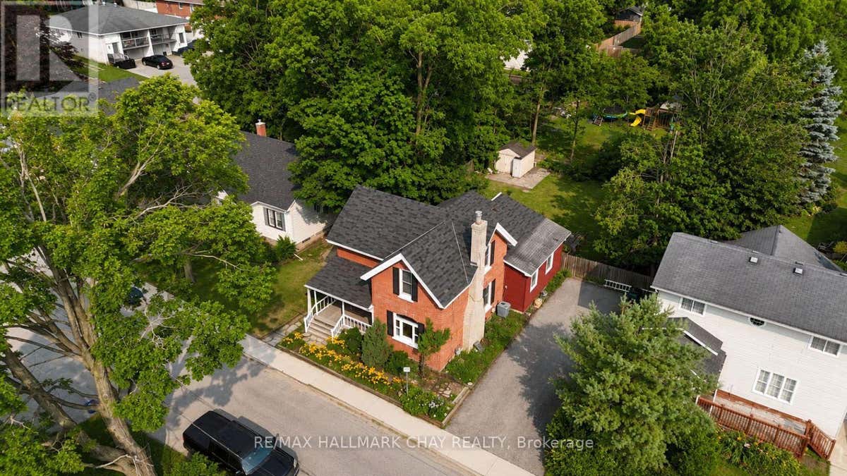 34 NORTH STREET N