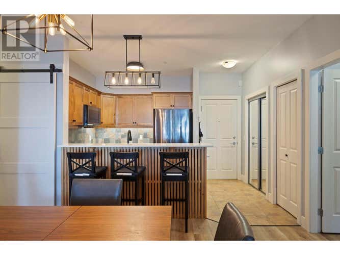 2532 Shoreline Drive Unit# 102