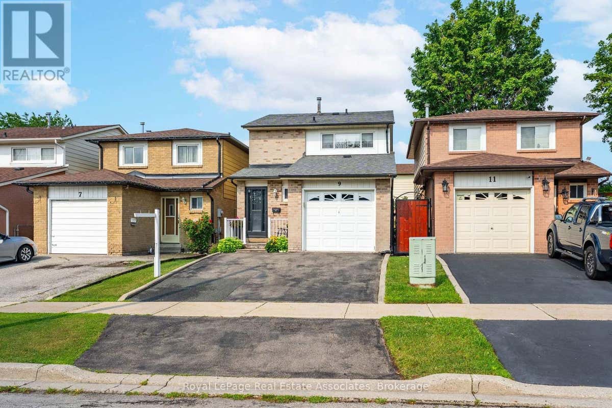 9 WINDWOOD DRIVE