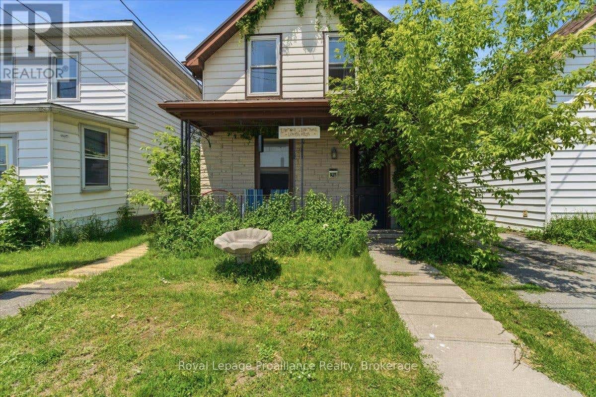 431 MAIN STREET