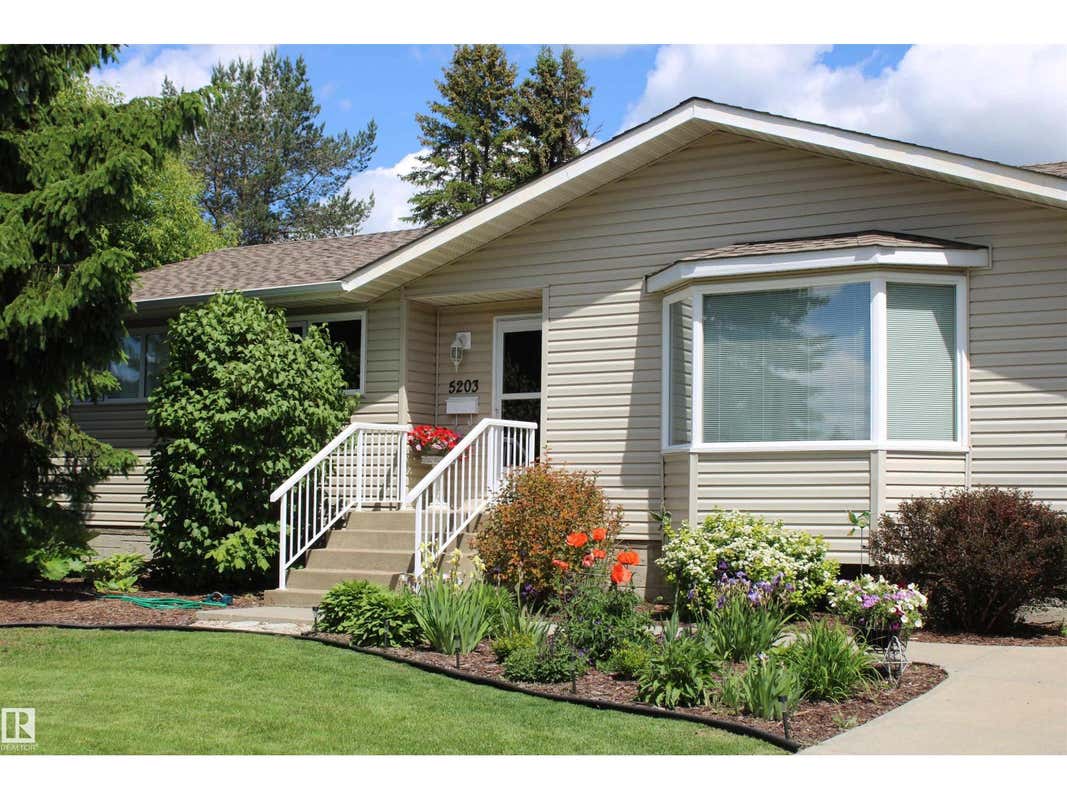 5203 45 ST