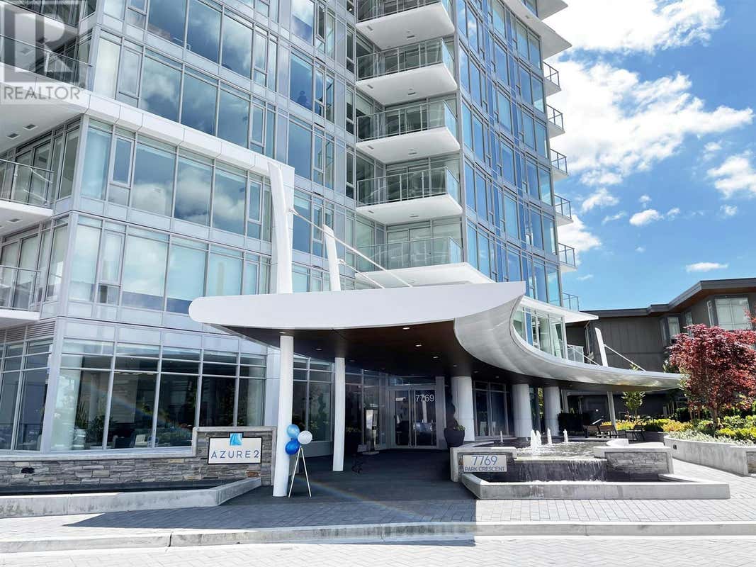 25xx 7769 PARK CRESCENT, Burnaby, BC V3N0J7 Home For Rent RE/MAX