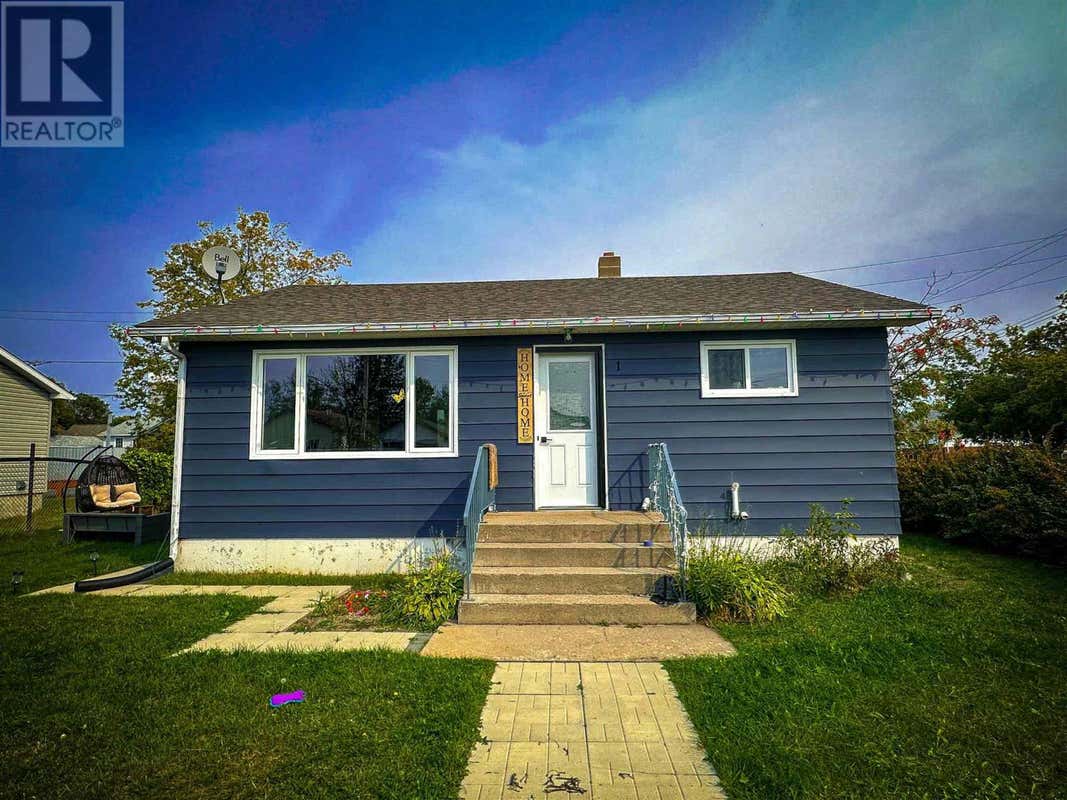 1 Murdock ST, Cochenour, ON P0V1L0 House For Sale RE/MAX TB242910