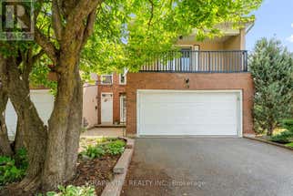 49 TYBALT CRESCENT