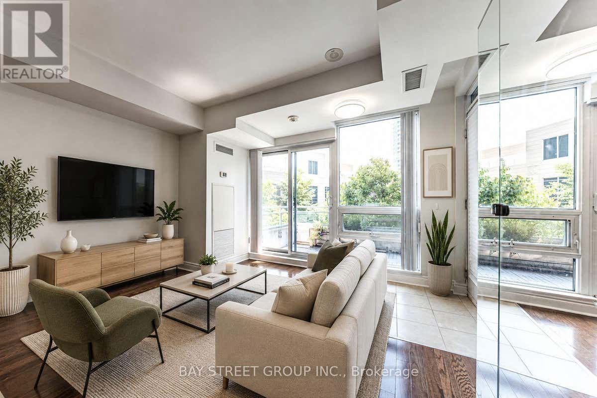 221 - 31 OLIVE AVENUE