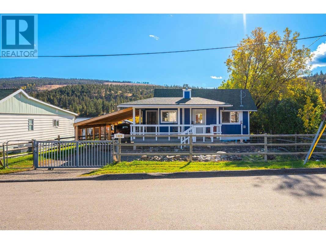 1429 SOUES STREET, Clinton, BC House For Sale RE/MAX 181360