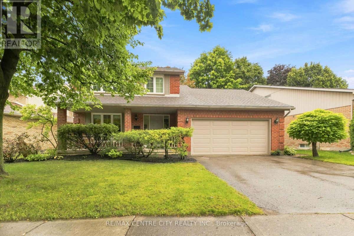 194 WHISPERWOOD AVENUE