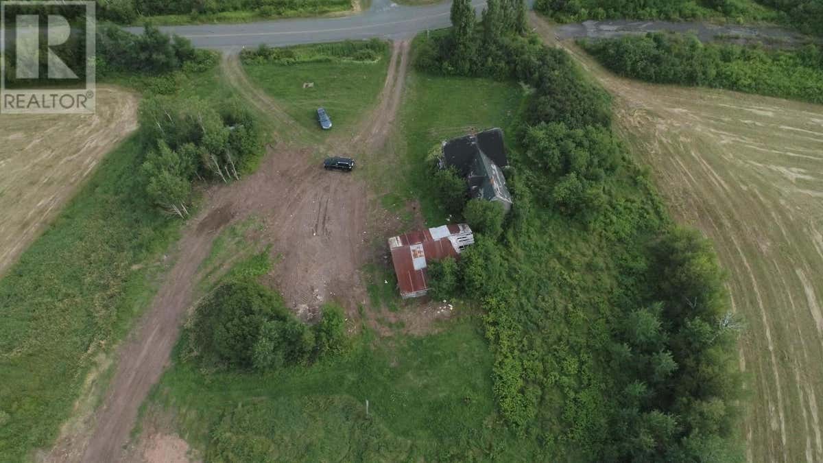 11 LOOP OF HIGHWAY 6 LOOP