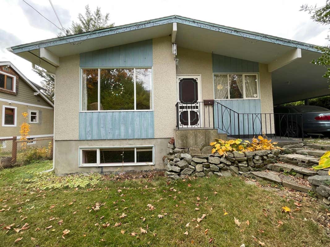 419 THIRD STREET, Nelson, BC V1L2P5 House For Sale RE/MAX 2480091