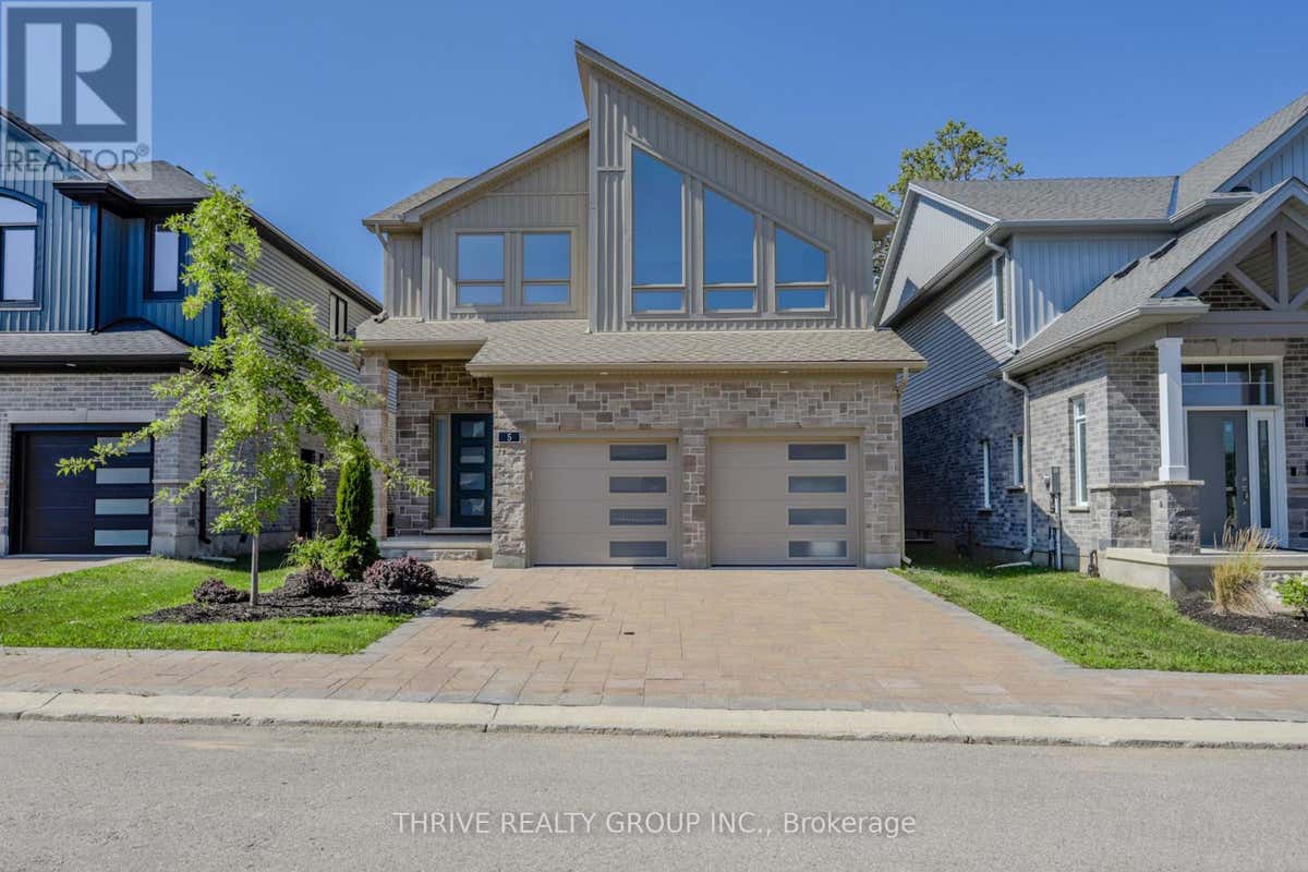 5 - 1061 EAGLETRACE DRIVE