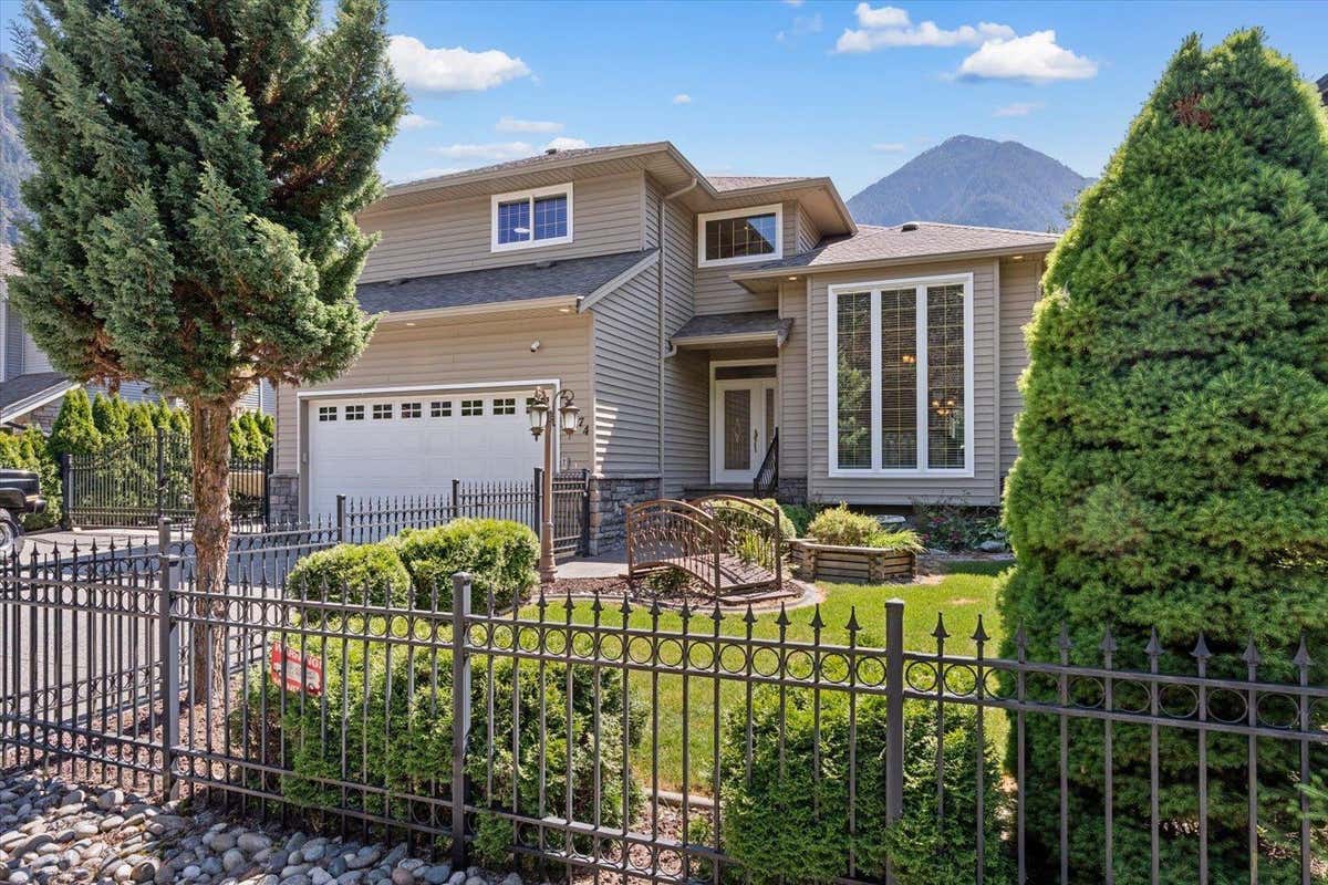 20074 BIRCH PLACE, HOPE