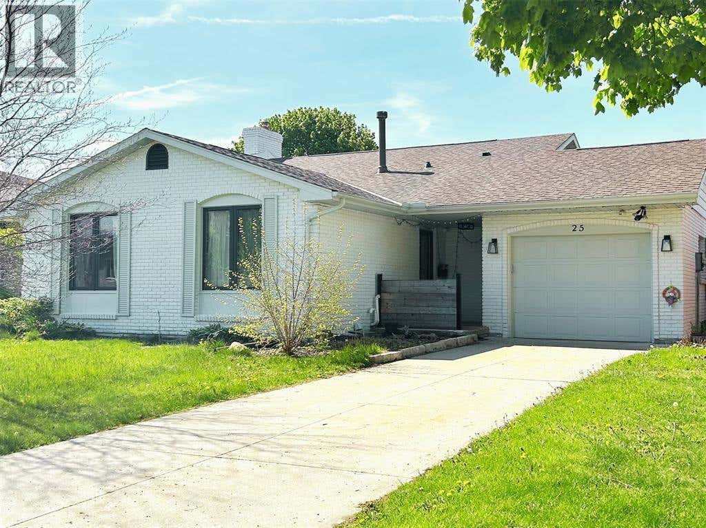 25 DURCO AVENUE
