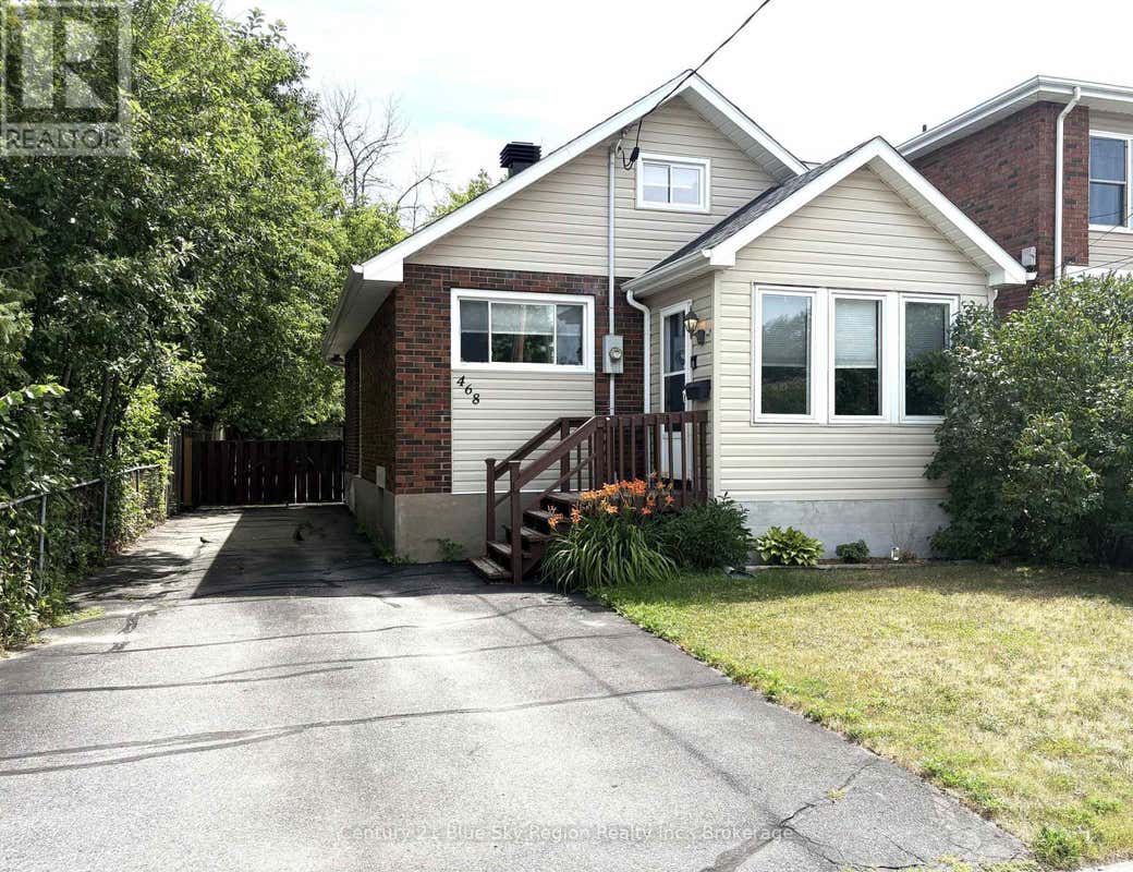 468 KING STREET W