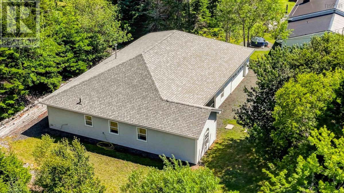 44 FRANCIE DRIVE