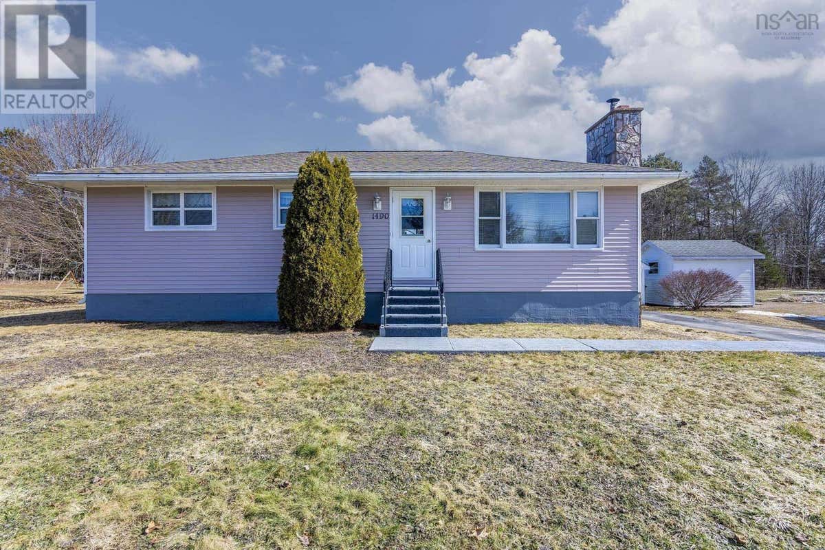1490 Palmer Dr  